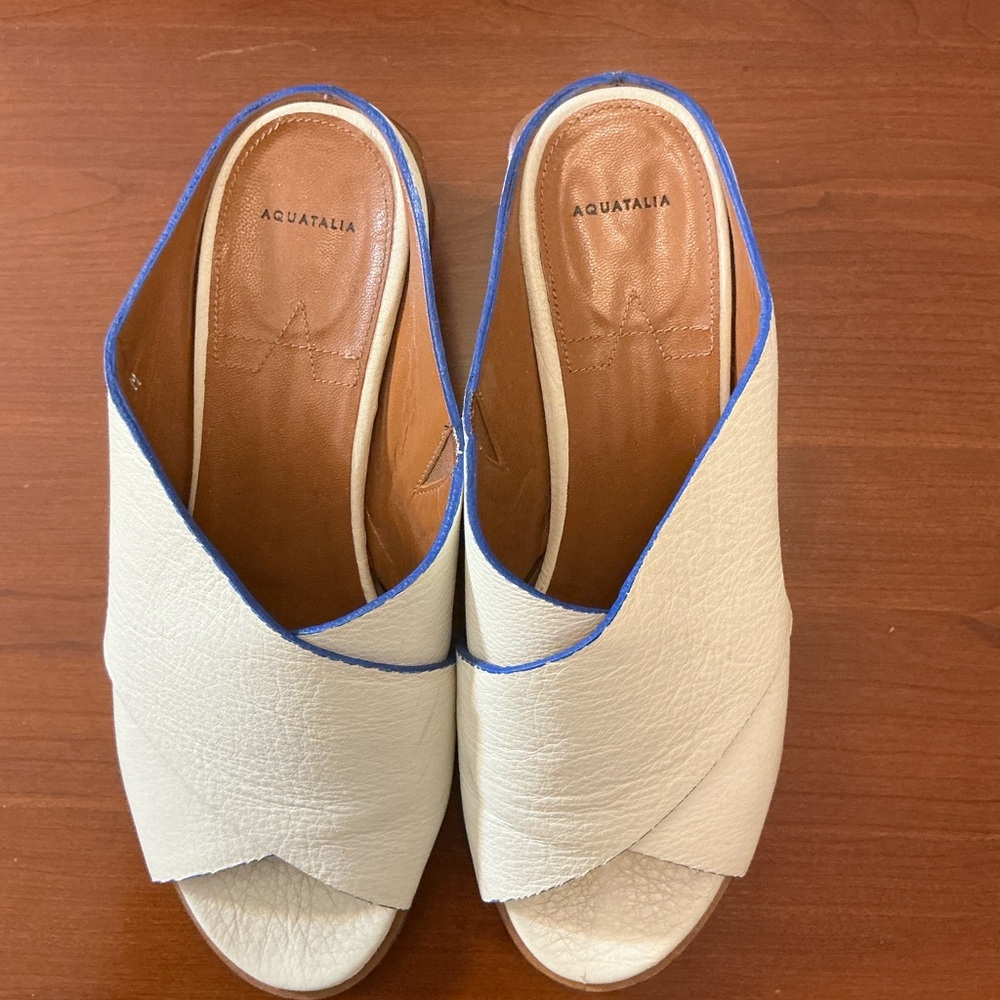 Aquatalia Weatherproof White/Cream Leather Slide Mules